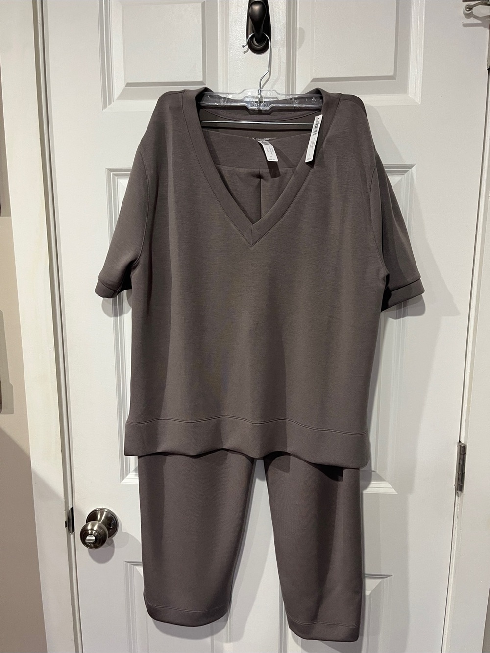 Soma Two-Piece V-Neck Lounge Set in Charcoal nwt M